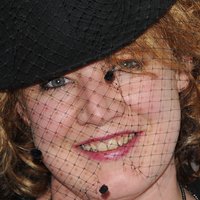 Emily Lloyd Nackt