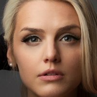 Emily Sweet Nackt