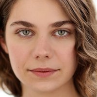 Emily Verla Nackt