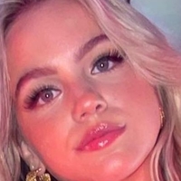Emma Brooks Nackt