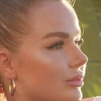 Emma Christina Nackt