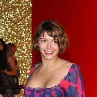 Emma de Caunes Nackt