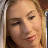 Emma K Nackt