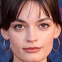 Emma Mackey Nackt