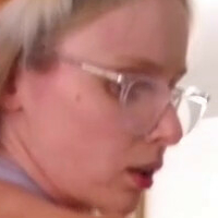 Emma Sky Nackt