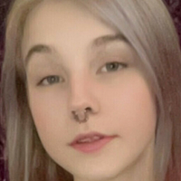 emnile1 Nackt