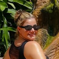 Erika Fierro Nackt