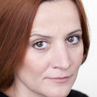 Estelle Larrivaz Nackt