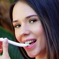 Eve Sweet Nackt