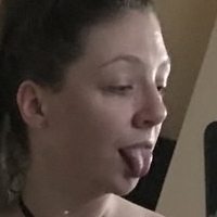 Feisty Vee Nackt