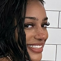 Freckles Nackt