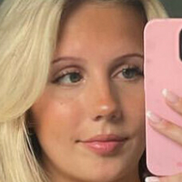 Freja Hillbom Nackt