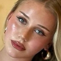 Gina-Maria Laitschek Nackt