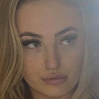 goddessleoni Nackt