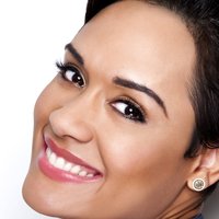 Grace Byers Nackt