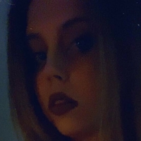 Grecynmae Nackt