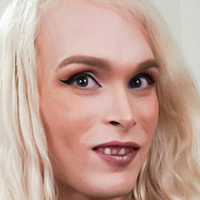 Gwen Phoenix Nackt