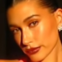 Hailey Baldwin Bieber Nackt
