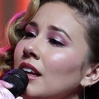 Haley Reinhart Nackt
