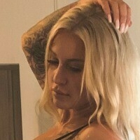 Holli Gustafson Nackt