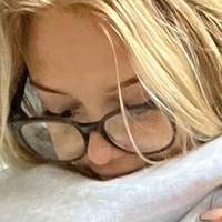 Hollie Chamberlain Nackt