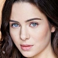 Holly Deveaux Nackt