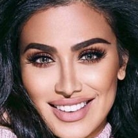 Huda Kattan Nackt