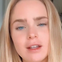 Inna Moll Nackt