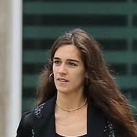 Isabel Pakzad Nackt