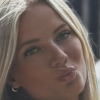 Issy Anderson Nackt
