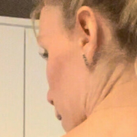 ita96elly Nackt