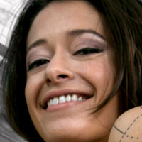 Izzy Bell Nackt