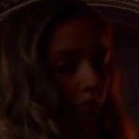 Josephine Gillan Nackt