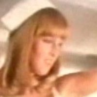 Julia Bond Nackt