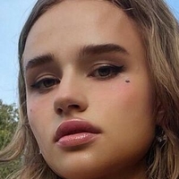 Julia Gisella Nackt