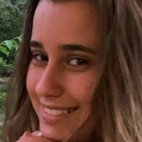 Julia Gomez Nackt