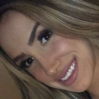 Julie Piraino Nackt