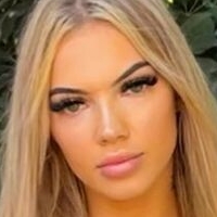 Kaity Carlon Nackt