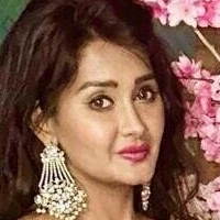 Kanchi Singh Nackt