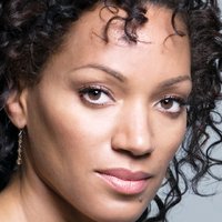 Karen Holness Nackt