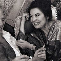 Karen Kondazian Nackt