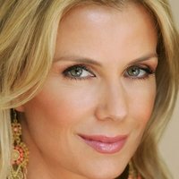 Katherine Lang Nackt