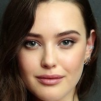 Katherine Langford Nackt