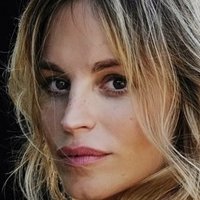 Katrine De Candole Nackt