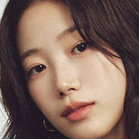 Kazuha Nakamura 中村 一葉 | LESSERAFIM Nackt