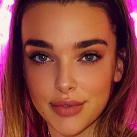 Kendall Vertes Nackt