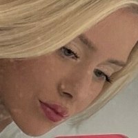 Kenziziiii Nackt
