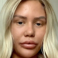 khloeniemela Nackt