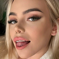 Kiki_Morand Nackt