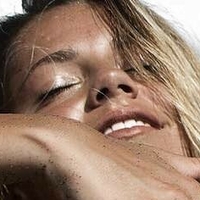 Kinsey Golden Nackt